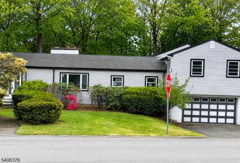 55 Rock Spring Avenue West Orange NJ 07052