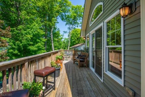 44 Sunset Trail Sparta NJ 07871