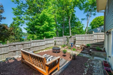 44 Sunset Trail Sparta NJ 07871