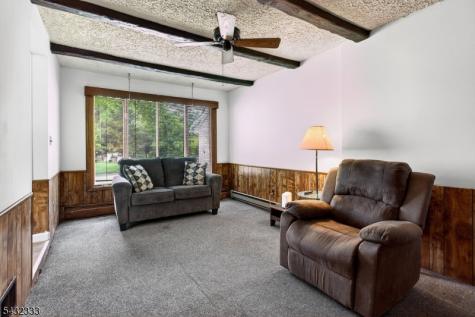 153 Ellen Street Franklin NJ 08873