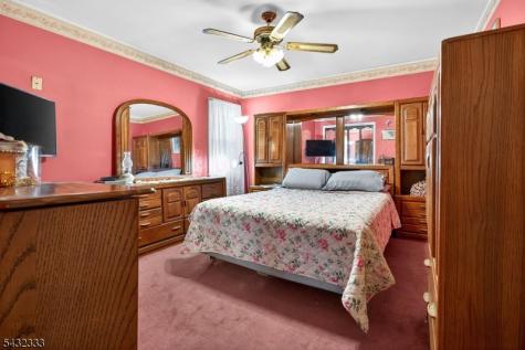 153 Ellen Street Franklin NJ 08873