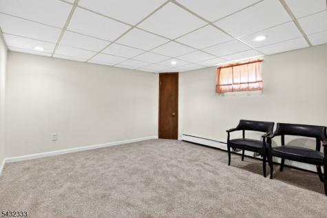 153 Ellen Street Franklin NJ 08873