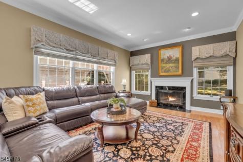 4 Mcmanus Drive Bridgewater NJ 08807