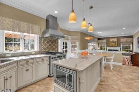 4 Mcmanus Drive Bridgewater NJ 08807