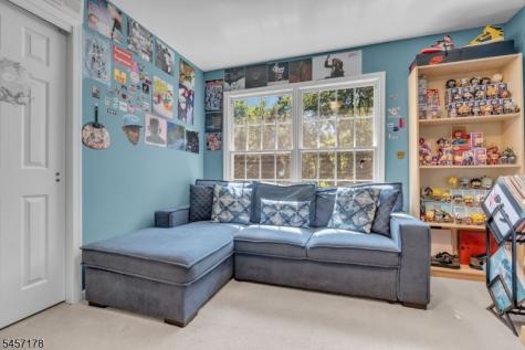 4 Mcmanus Drive Bridgewater NJ 08807