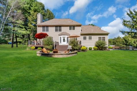 4 Mcmanus Drive Bridgewater NJ 08807