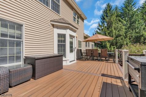 4 Mcmanus Drive Bridgewater NJ 08807