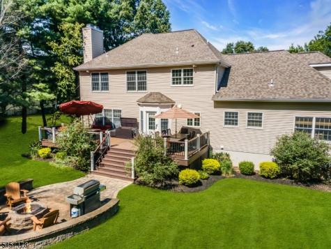 4 Mcmanus Drive Bridgewater NJ 08807