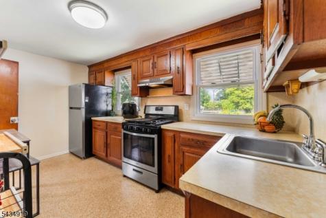210 Buchanan Street Linden NJ 07036