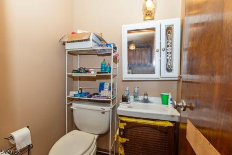 230 Aldene Road Roselle NJ 07203