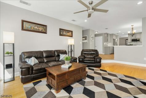 3 Magnolia Court Roxbury NJ 07876