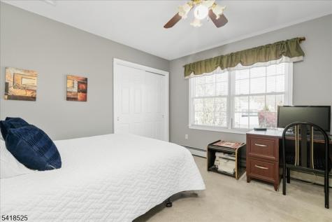 3 Magnolia Court Roxbury NJ 07876