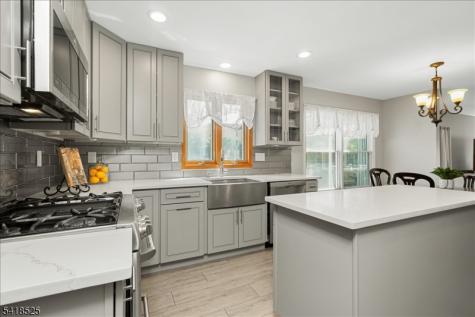 3 Magnolia Court Roxbury NJ 07876