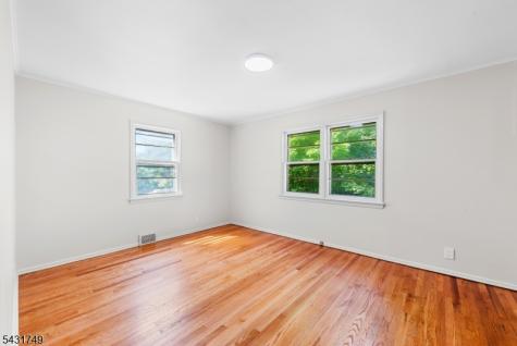 16 Trowbridge Road Morris Plains NJ 07950
