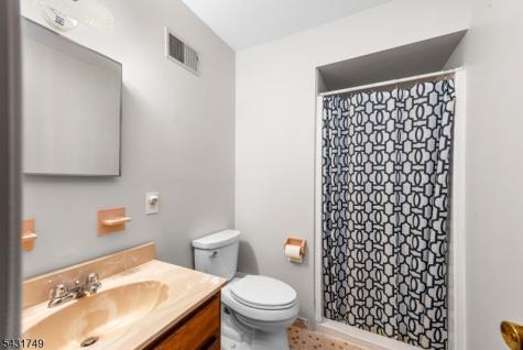 16 Trowbridge Road Morris Plains NJ 07950