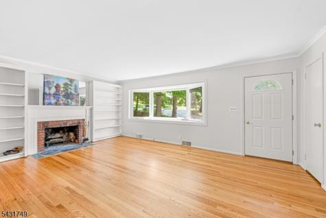 16 Trowbridge Road Morris Plains NJ 07950