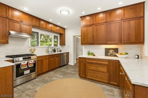 578 Ridgewood Avenue Glen Ridge Boro NJ 07028
