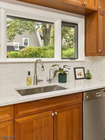 578 Ridgewood Avenue Glen Ridge Boro NJ 07028