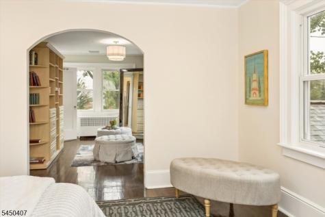 578 Ridgewood Avenue Glen Ridge Boro NJ 07028