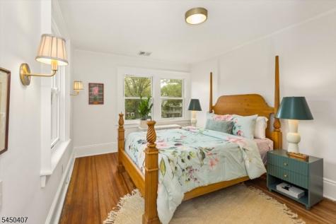 578 Ridgewood Avenue Glen Ridge Boro NJ 07028