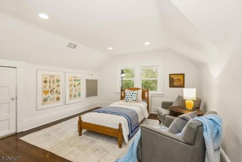 578 Ridgewood Avenue Glen Ridge Boro NJ 07028