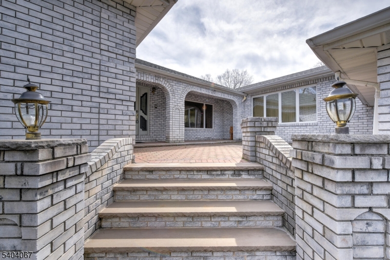 6 Keen Lane Edison NJ 08820