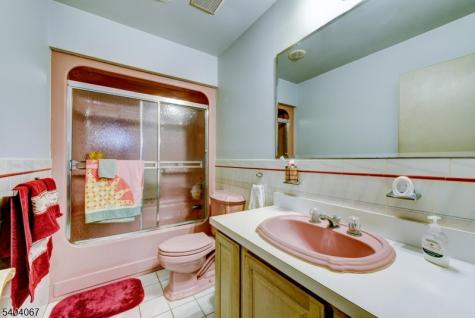 6 Keen Lane Edison NJ 08820