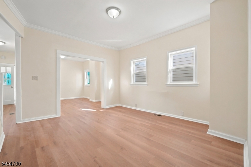 359 S 18th Street Newark NJ 07103