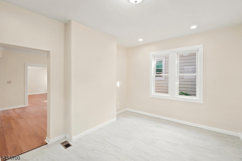 359 S 18th Street Newark NJ 07103