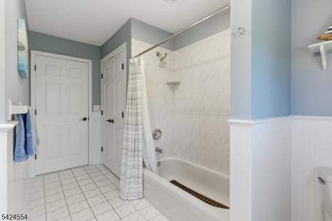 1 Samantha Lane Washington NJ 07830