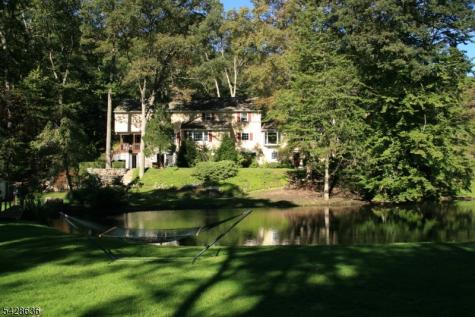 59 Green Hill Road Kinnelon NJ 07405