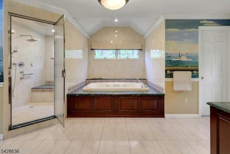 59 Green Hill Road Kinnelon NJ 07405