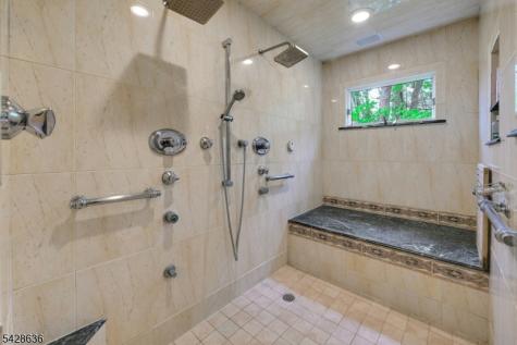 59 Green Hill Road Kinnelon NJ 07405