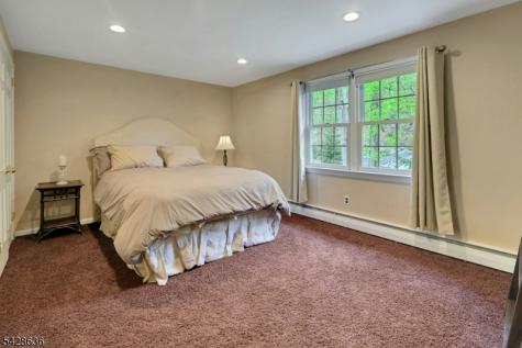 59 Green Hill Road Kinnelon NJ 07405