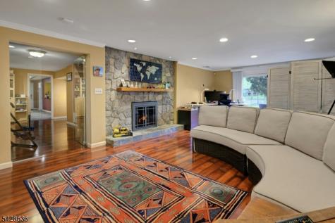 59 Green Hill Road Kinnelon NJ 07405
