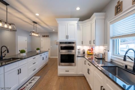 27 Sterling Drive Wantage NJ 07461