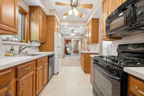 16 Arlington Avenue Caldwell Boro NJ 07006