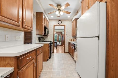 16 Arlington Avenue Caldwell Boro NJ 07006