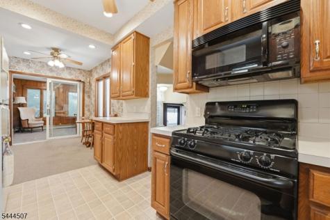 16 Arlington Avenue Caldwell Boro NJ 07006