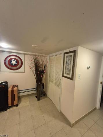 67 Marne Street Newark NJ 07105