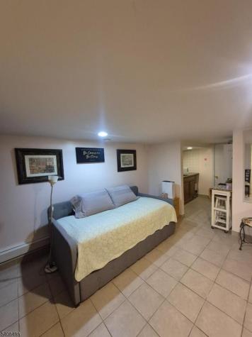 67 Marne Street Newark NJ 07105