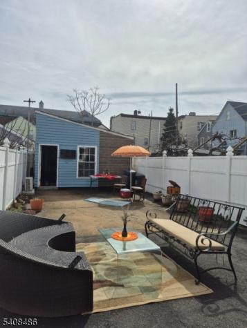 67 Marne Street Newark NJ 07105