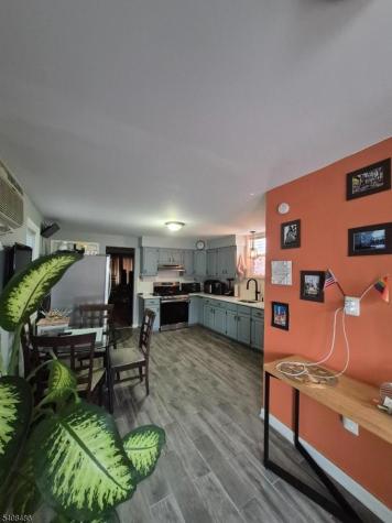 67 Marne Street Newark NJ 07105