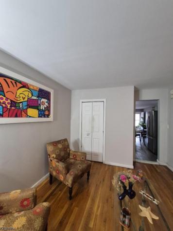 67 Marne Street Newark NJ 07105