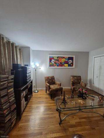 67 Marne Street Newark NJ 07105