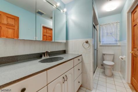 40 Sidney Court Brick NJ 08724
