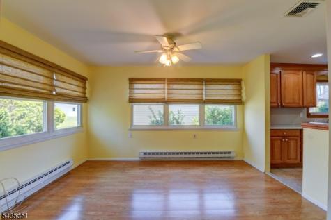 40 Sidney Court Brick NJ 08724