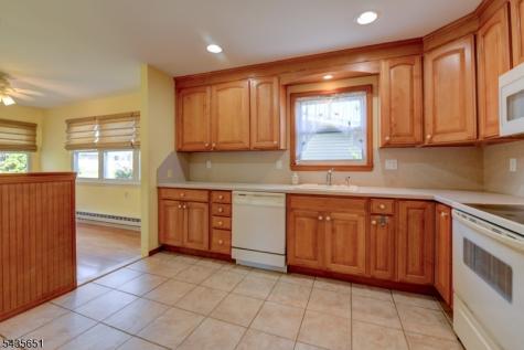 40 Sidney Court Brick NJ 08724