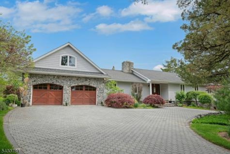 35 Ski Hill Drive Bedminster NJ 07921