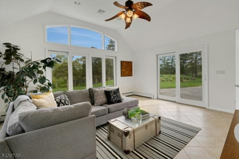 35 Ski Hill Drive Bedminster NJ 07921